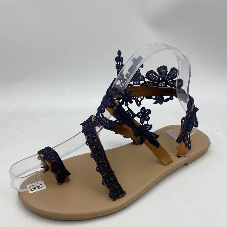 Blossom Comfort: Floral Round Toe Flat Sandals for Everyday Chic