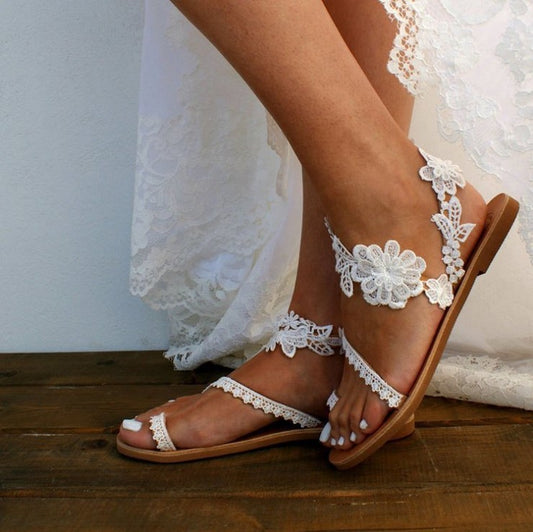 Blossom Comfort: Floral Round Toe Flat Sandals for Everyday Chic