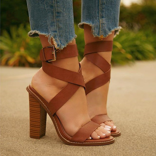 Elegant Plus-Size Sandals with Chunky Heels – Style Meets Stability